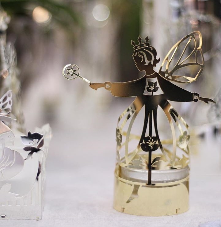 Tryllefe, Lyslygte i Guld