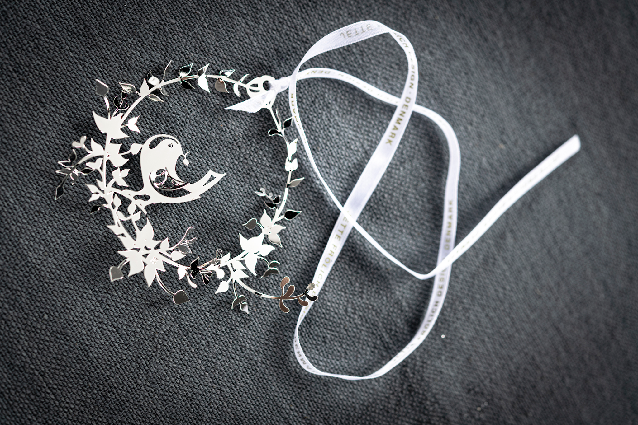 Vogel mit Blumenkranz, Silber, klein (2er-Pack)