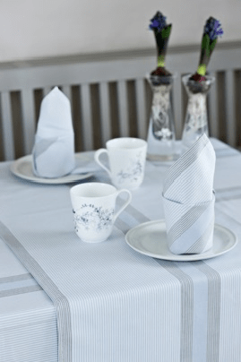 Dække servietter, Striped design